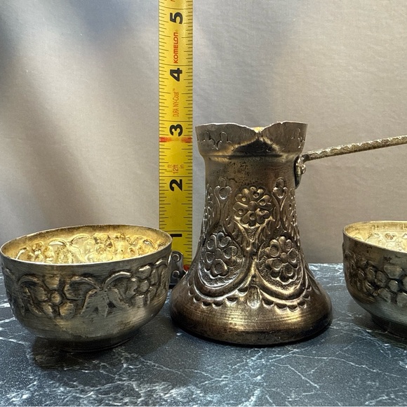 Traditional Turkish Coffee Pot W/ Two CupsAntique Silver Plated Vintage Floral - Picture 10 of 10